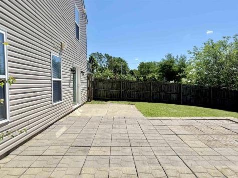 1611 Ashley Drive Lebanon IN 46052