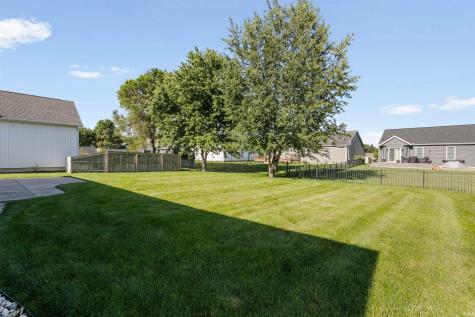 421 Shepherds Way Osceola IN 46561
