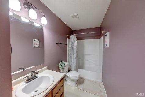 7517 Charlotte Drive Ingalls IN 46048