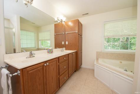 2509 Mcshay Drive West Lafayette IN 47906