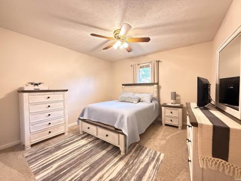3033 Periwinkle Drive Evansville IN 47720