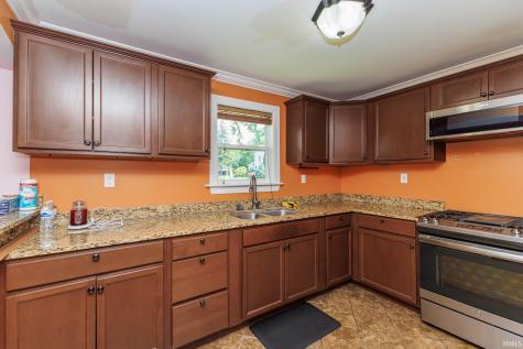 115 E Streeter Avenue Muncie IN 47303