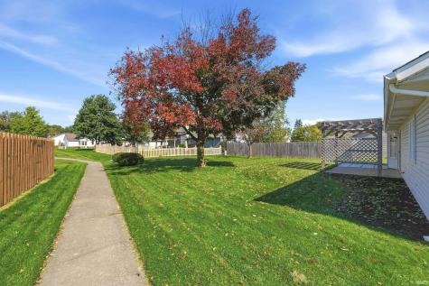 1208 Polo Run Fort Wayne IN 46825