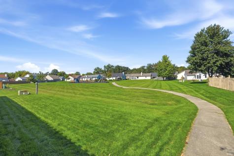 1208 Polo Run Fort Wayne IN 46825