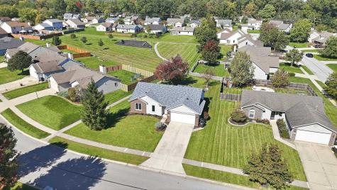 1208 Polo Run Fort Wayne IN 46825