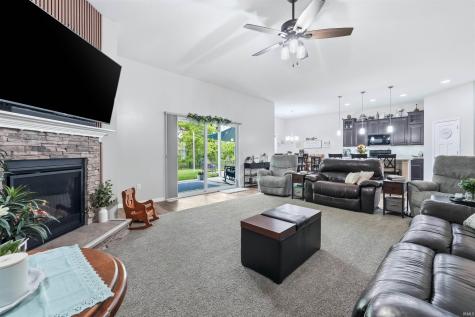 7633 Accio Cove Fort Wayne IN 46835