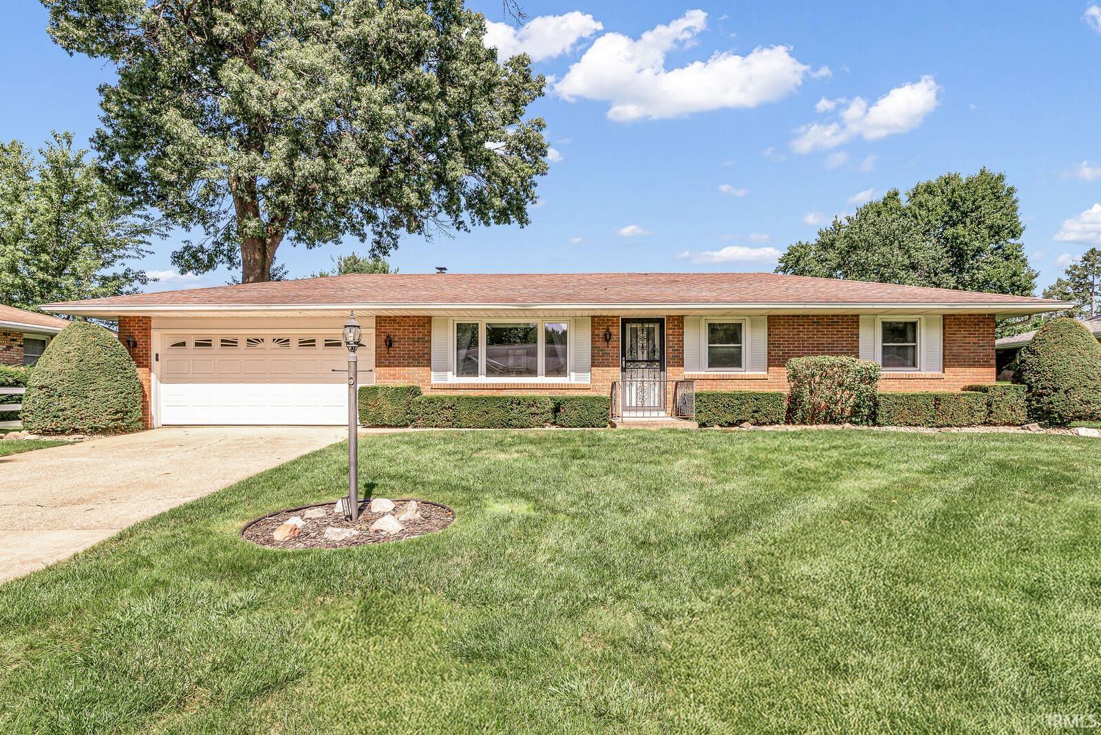 25821 Kiser Court Elkhart IN 46514