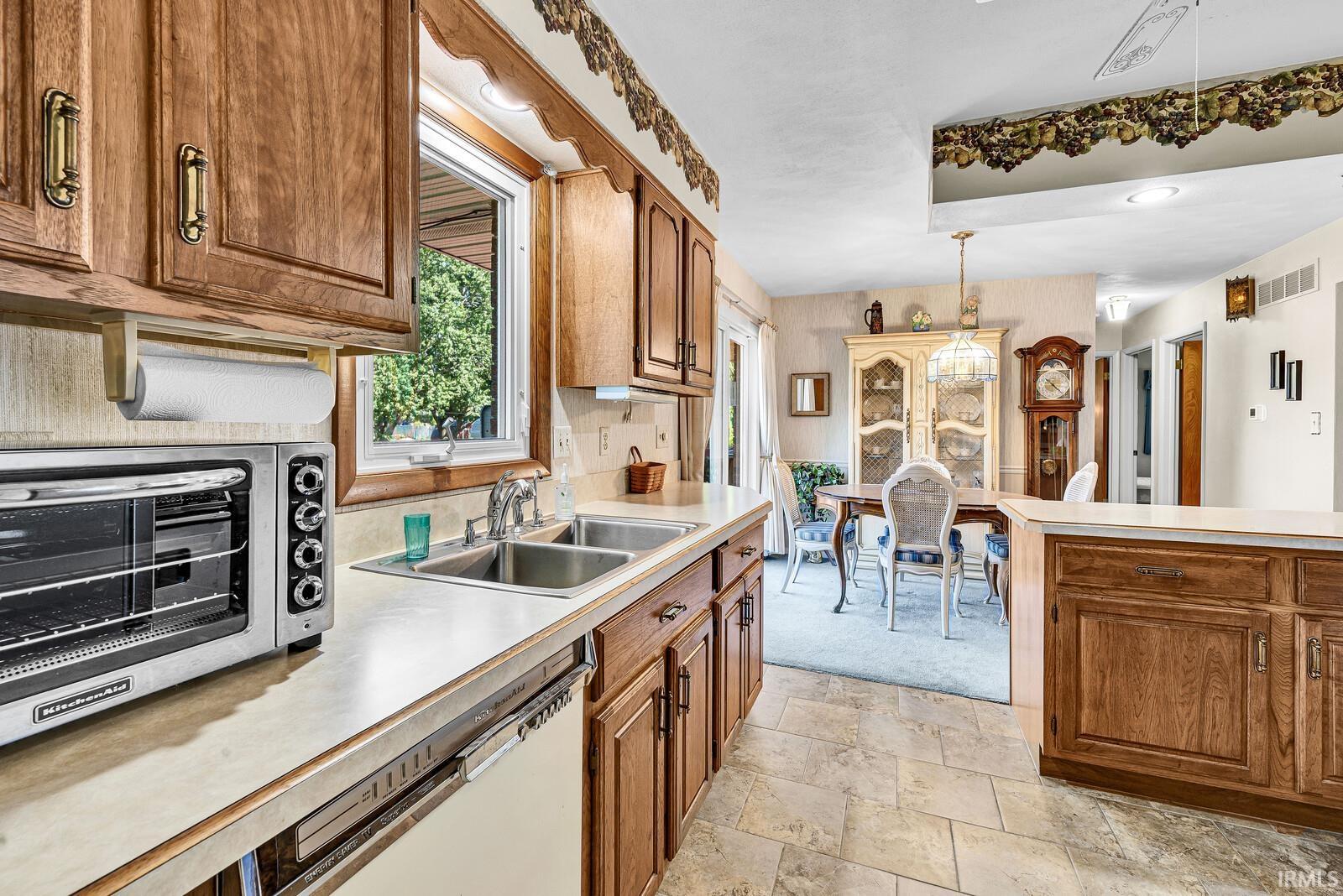 25821 Kiser Court Elkhart IN 46514