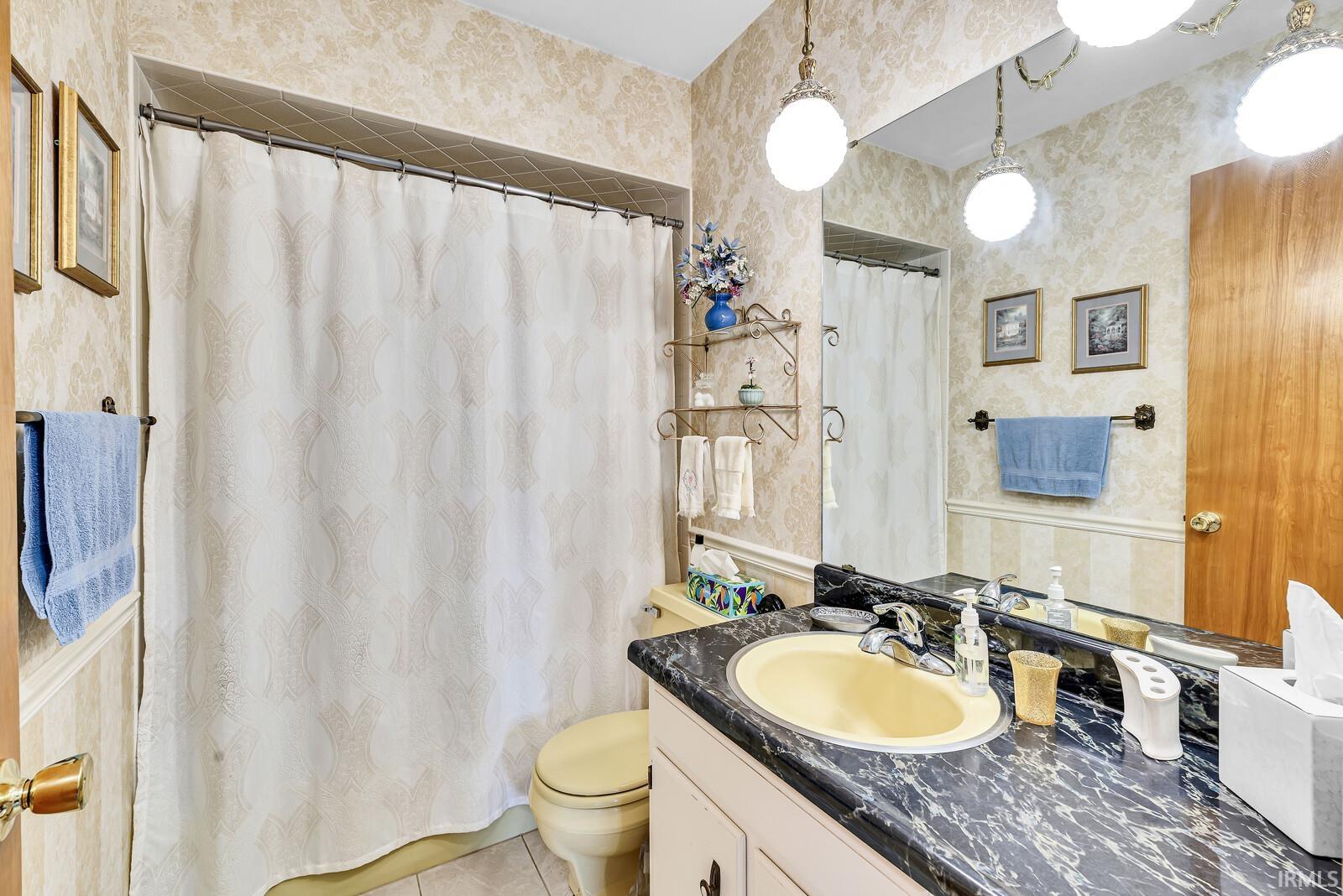 25821 Kiser Court Elkhart IN 46514