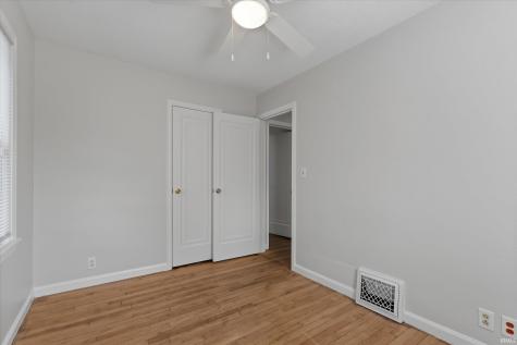 2021 Hollywood Place South Bend IN 46616