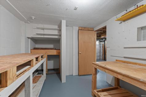 2021 Hollywood Place South Bend IN 46616