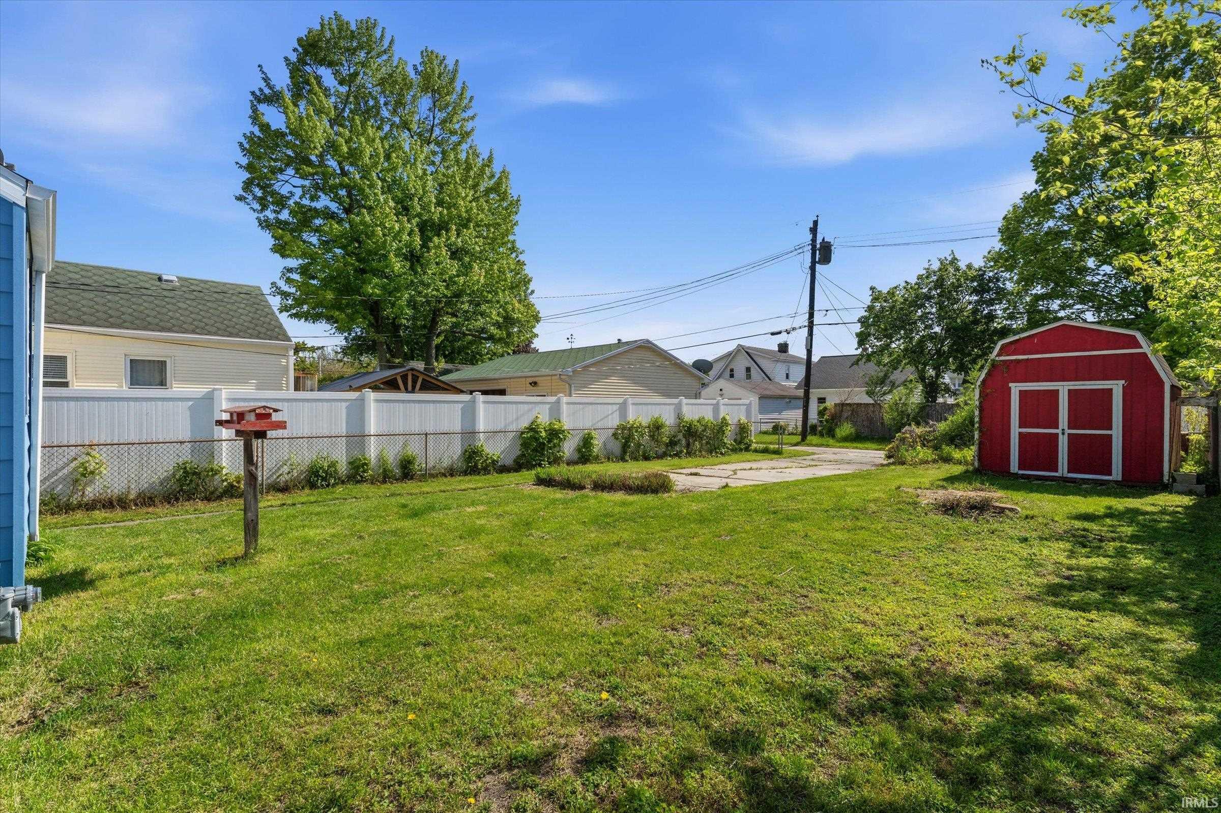 2021 Hollywood Place South Bend IN 46616