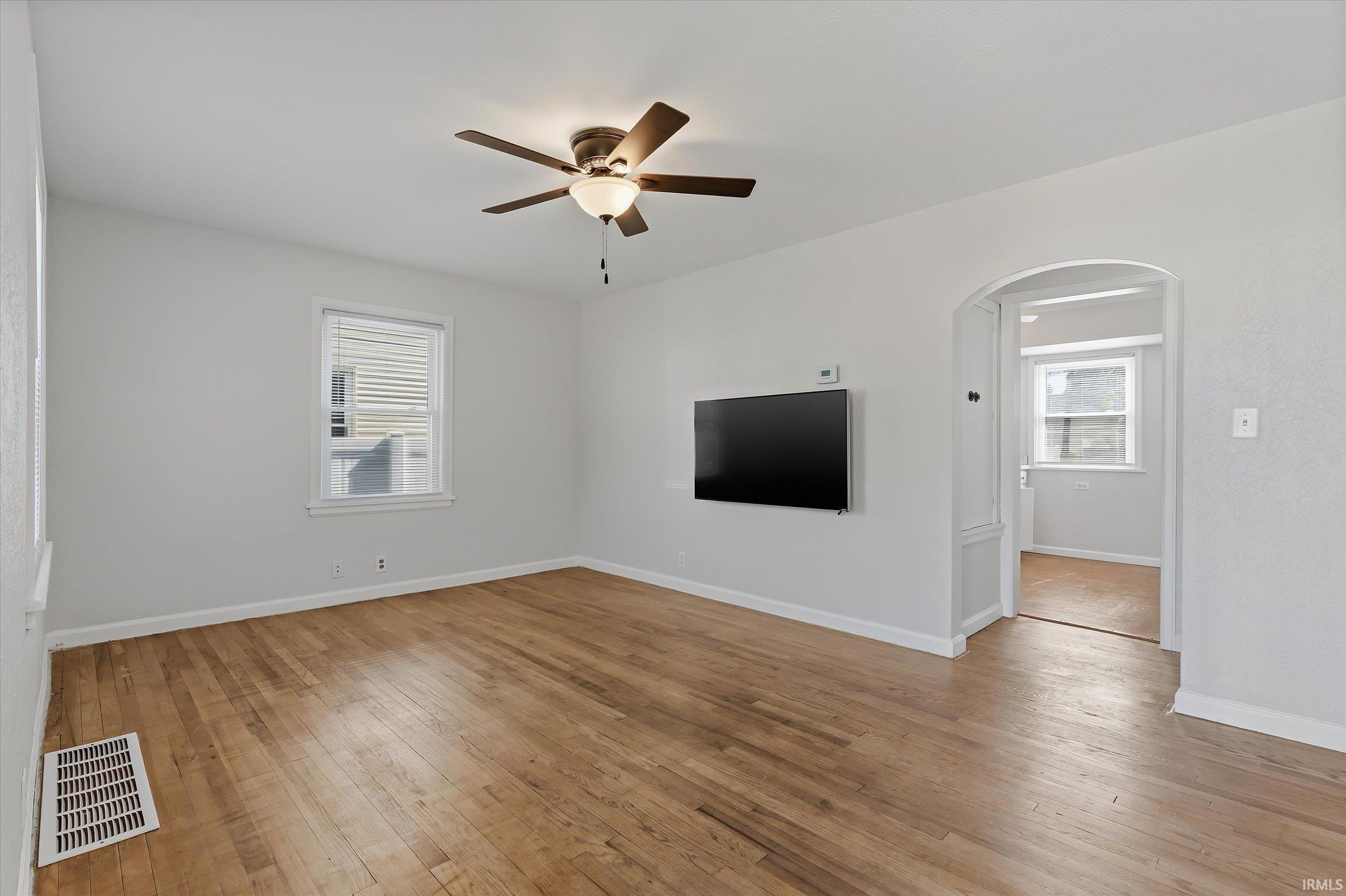 2021 Hollywood Place South Bend IN 46616