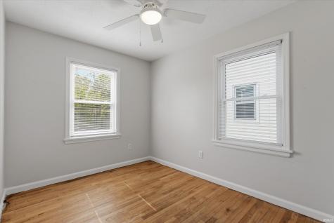 2021 Hollywood Place South Bend IN 46616