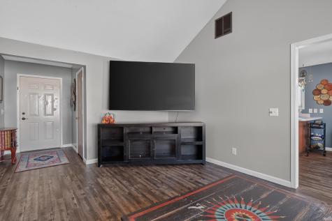 8627 Tara Court Fort Wayne IN 46825