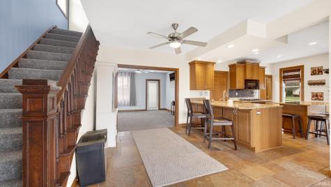 9071 N Shore Drive Bremen IN 46506