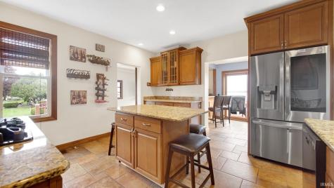 9071 N Shore Drive Bremen IN 46506