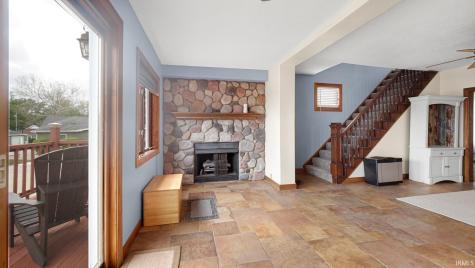 9071 N Shore Drive Bremen IN 46506