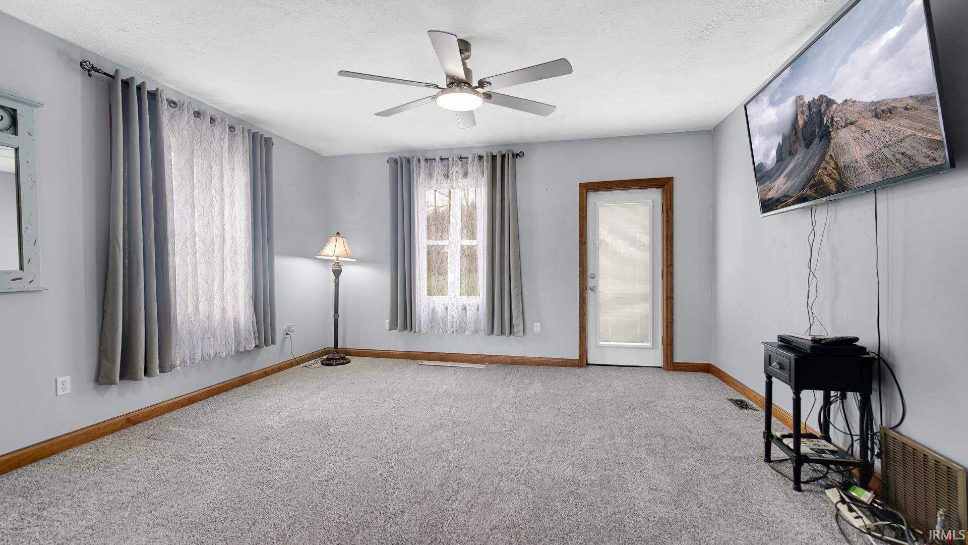 9071 N Shore Drive Bremen IN 46506