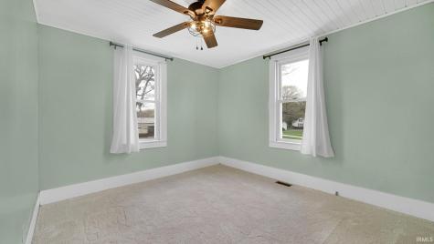 9071 N Shore Drive Bremen IN 46506