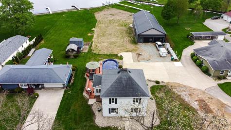 9071 N Shore Drive Bremen IN 46506