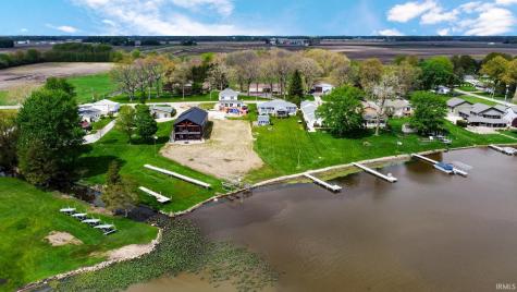 9071 N Shore Drive Bremen IN 46506