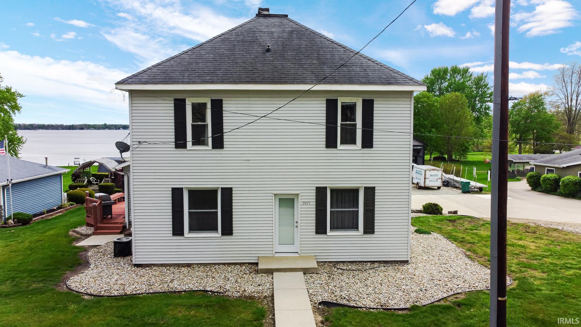 9071 N Shore Drive Bremen IN 46506