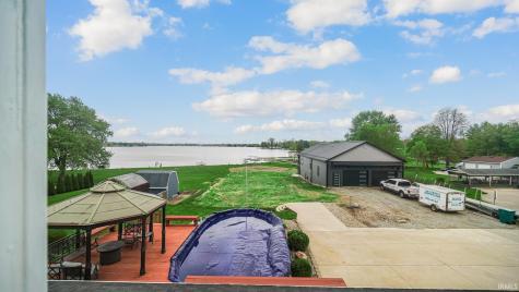 9071 N Shore Drive Bremen IN 46506