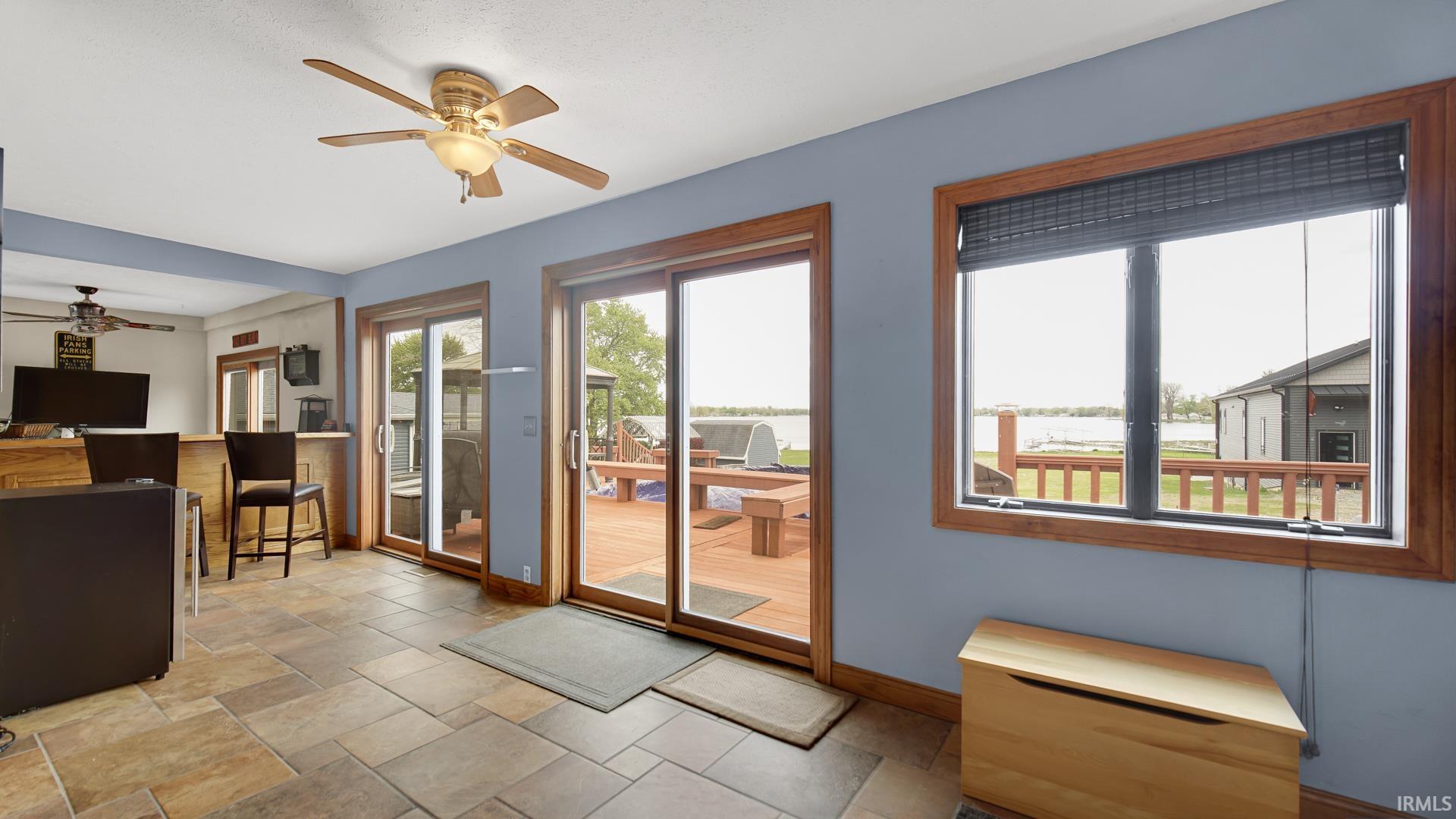 9071 N Shore Drive Bremen IN 46506