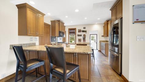 9071 N Shore Drive Bremen IN 46506