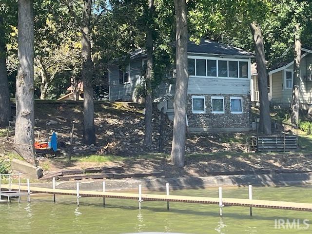 6105 S 455 E Wolcottville IN 46795