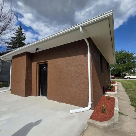 3106 Monroe Street Fort Wayne IN 46806
