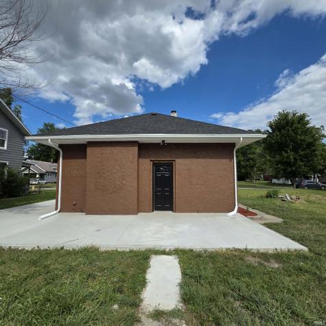 3106 Monroe Street Fort Wayne IN 46806