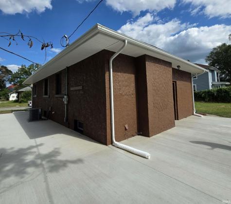 3106 Monroe Street Fort Wayne IN 46806
