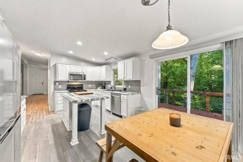 9444 N Gray Avenue Unionville IN 47468