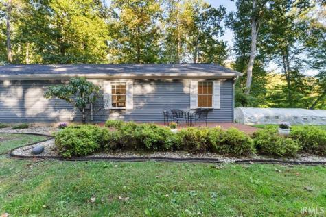 9444 N Gray Avenue Unionville IN 47468