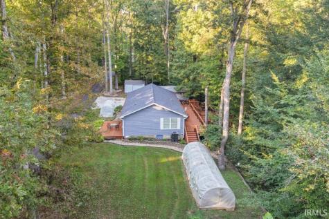 9444 N Gray Avenue Unionville IN 47468