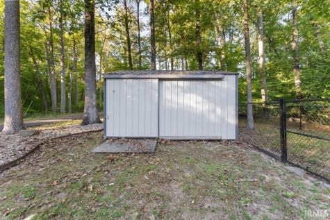 9444 N Gray Avenue Unionville IN 47468