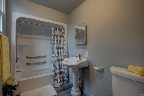 2123 W Iowa Street Evansville IN 47712
