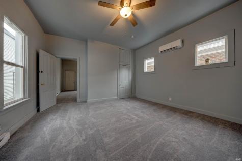 2123 W Iowa Street Evansville IN 47712