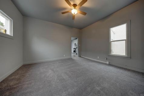2123 W Iowa Street Evansville IN 47712