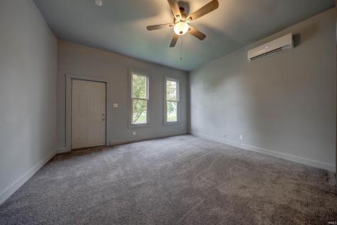 2123 W Iowa Street Evansville IN 47712