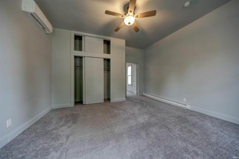 2123 W Iowa Street Evansville IN 47712