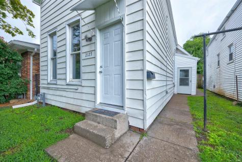 2123 W Iowa Street Evansville IN 47712