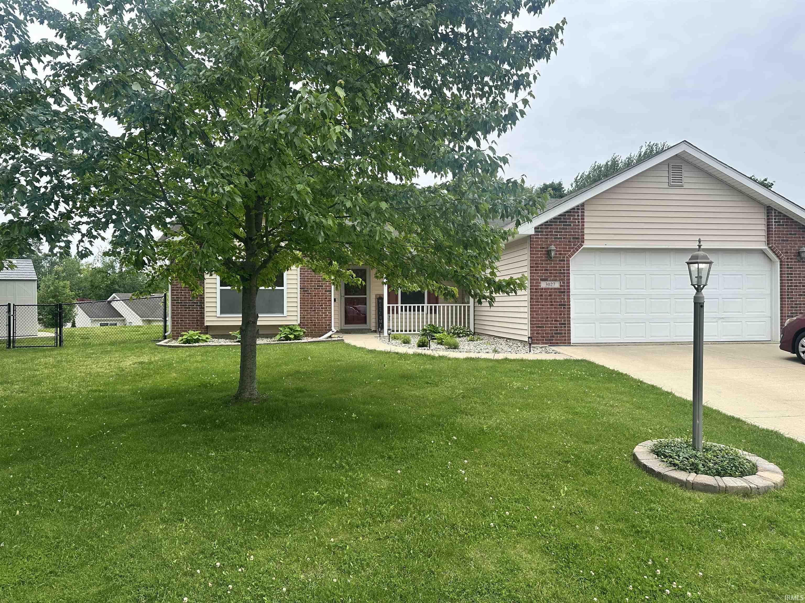3027 Deerfield Path Warsaw IN 46582