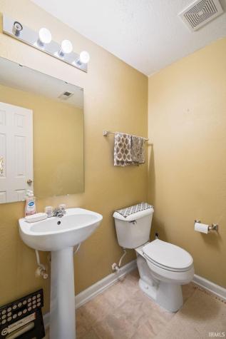 940 Zartman Road Kokomo IN 46902