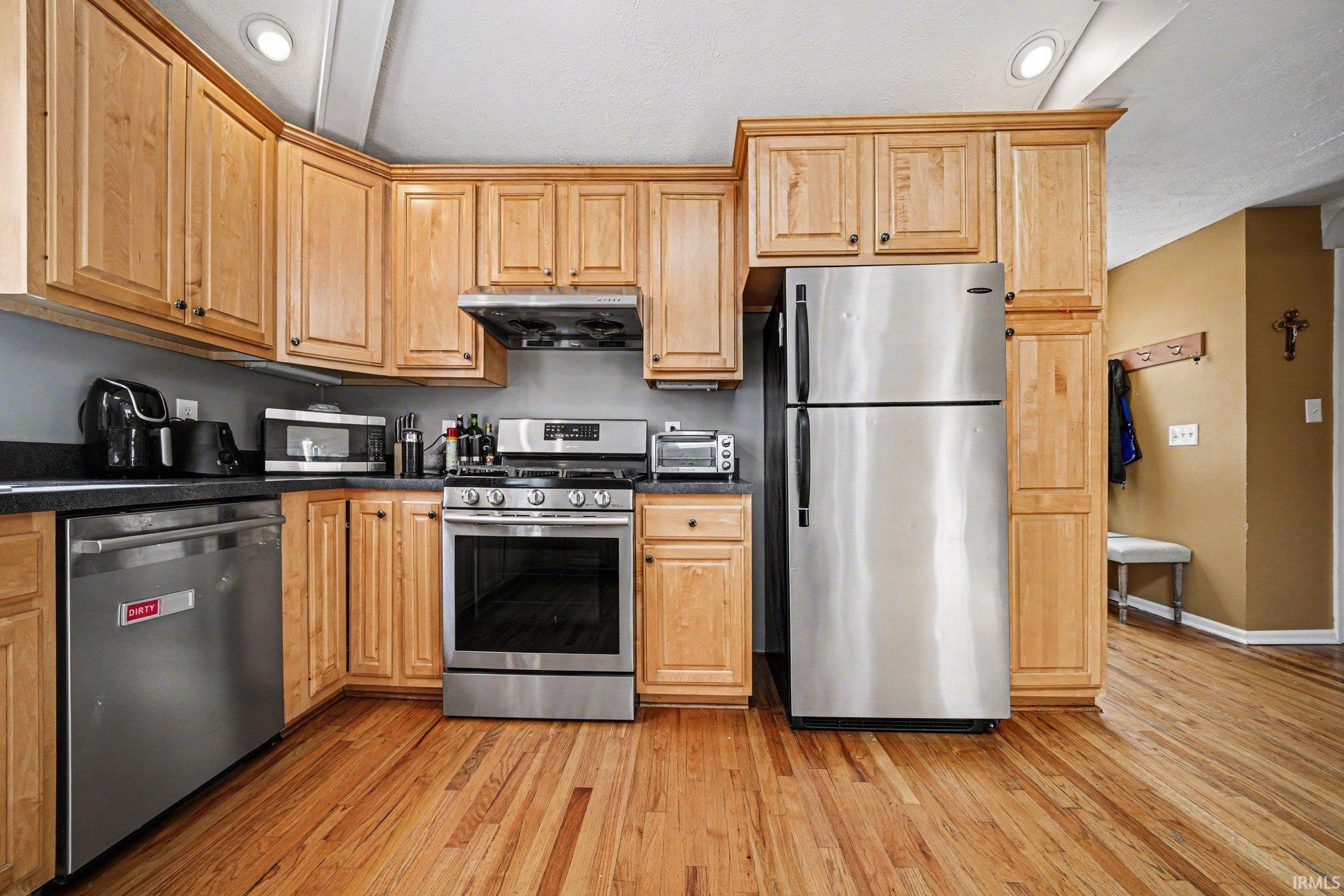 1614 Cedar Street South Bend IN 46617