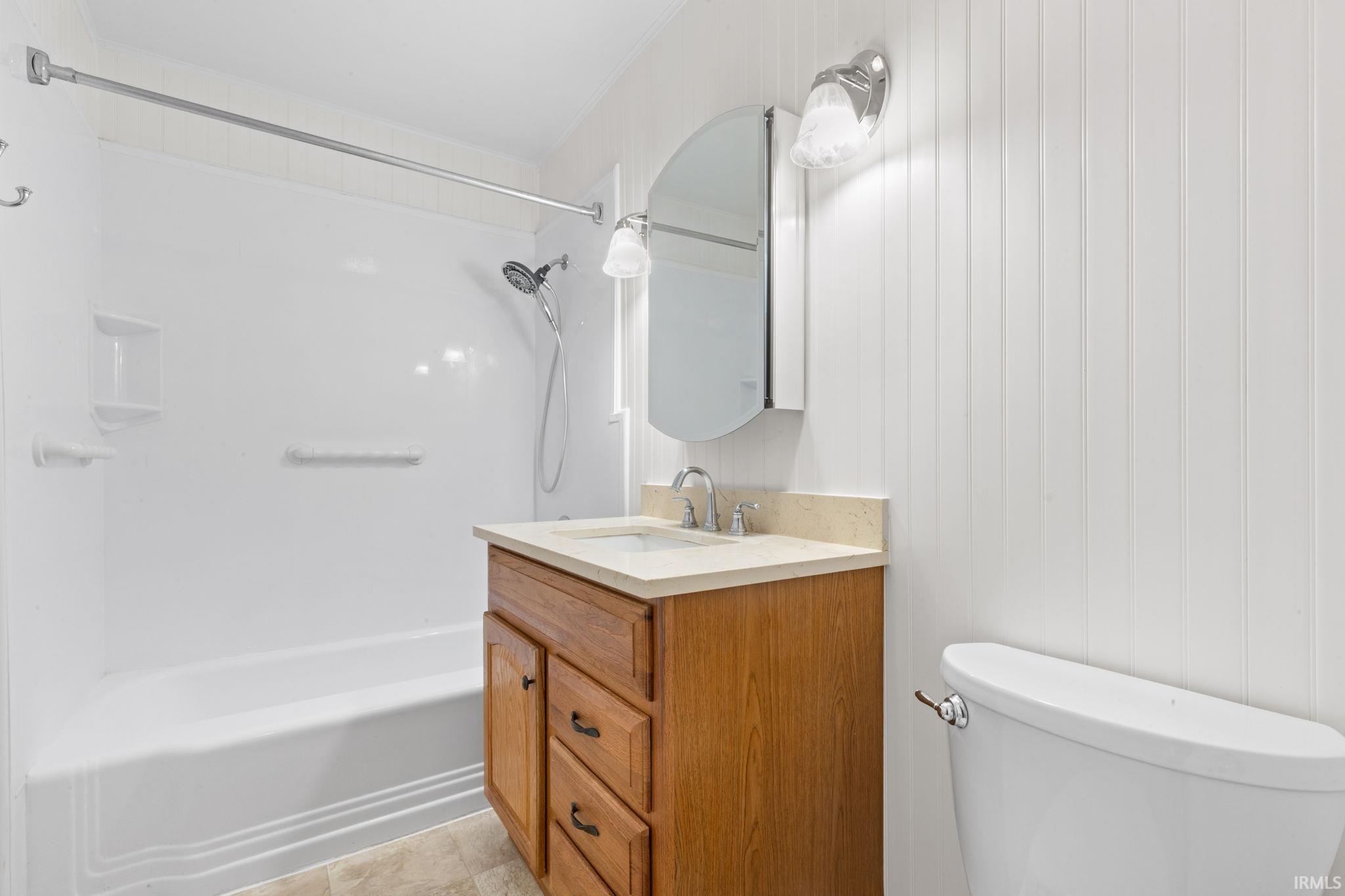 2831 Woodmont Drive South Bend IN 46614