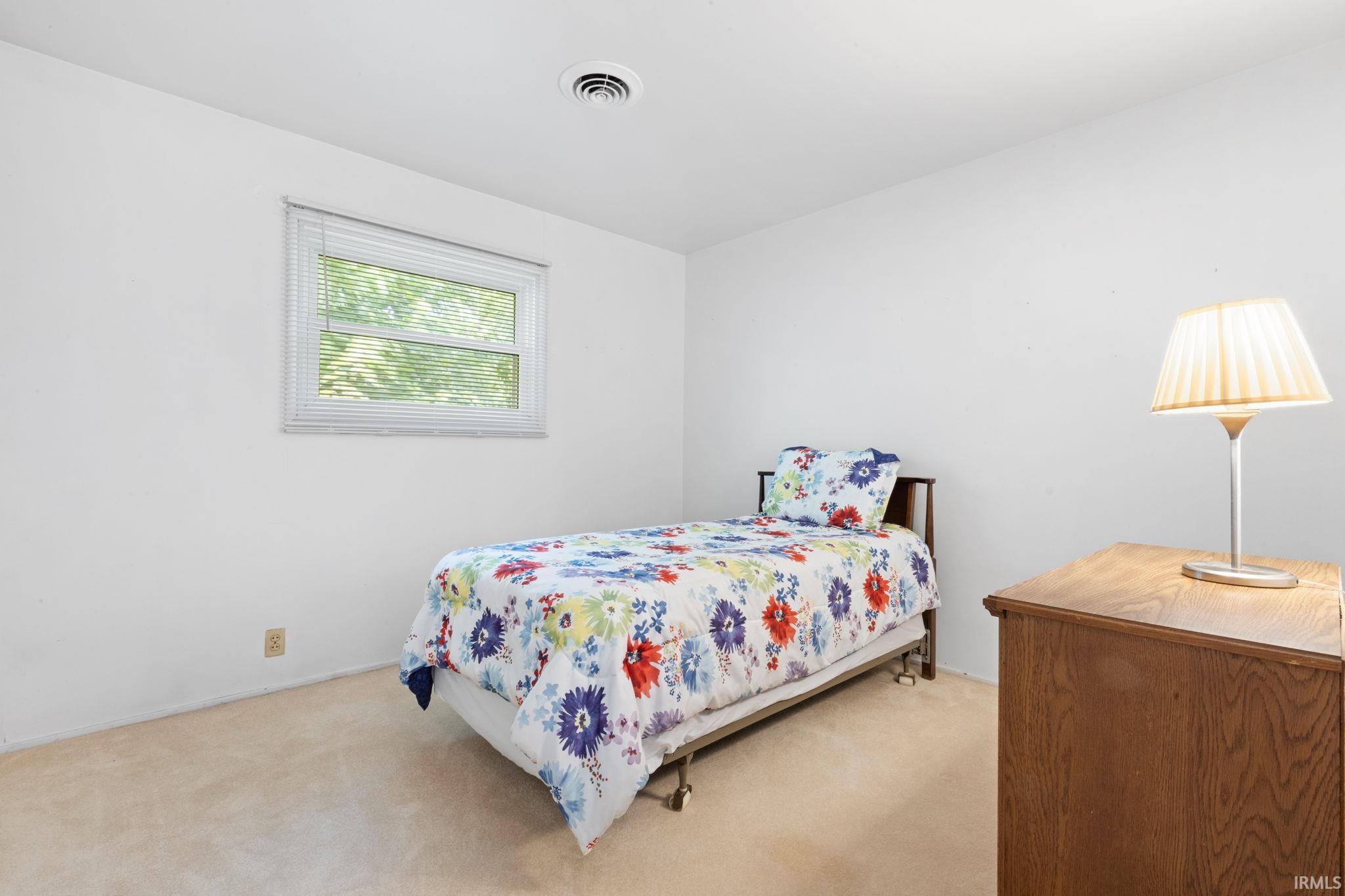 2831 Woodmont Drive South Bend IN 46614