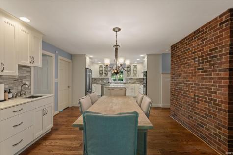 1441 Garland Circle South Bend IN 46614